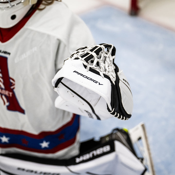 Bauer Prodigy Goalie Catch Glove Youth S24